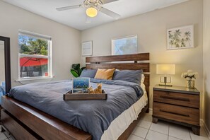 3 slaapkamers, een strijkplank/strijkijzer, wifi, beddengoed