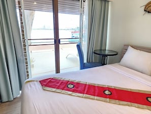 Villa, 3 Bedrooms | 3 bedrooms, minibar, in-room safe, desk - BW Private Villa Pattaya Beach (Sattahip)
