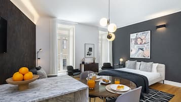 Cardiff 2B | Living area | Flat-screen TV