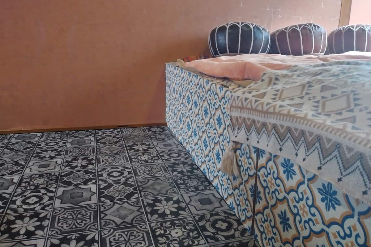 Design-Doppelzimmer, Nichtraucher, Haustiere gestattet | 1 Schlafzimmer, kostenloses WLAN, Bettwäsche