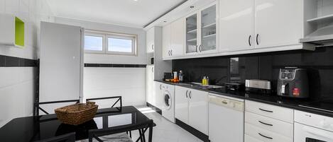 Microwave, oven, stovetop, dishwasher