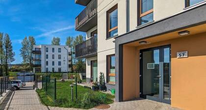 Cozy Apartment | 5 minutes to the beach, Parking