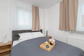 1 makuuhuone, silitysrauta/-lauta, vauvan matkasänky, Wi-Fi
