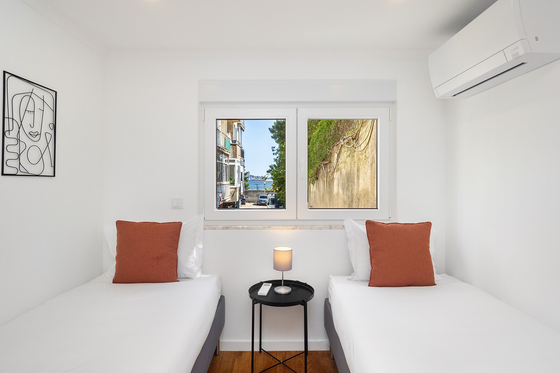 尊爵公寓 | 熨斗/熨衣板、免費無線上網