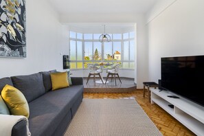 Duarte Almeida 1E | Living area