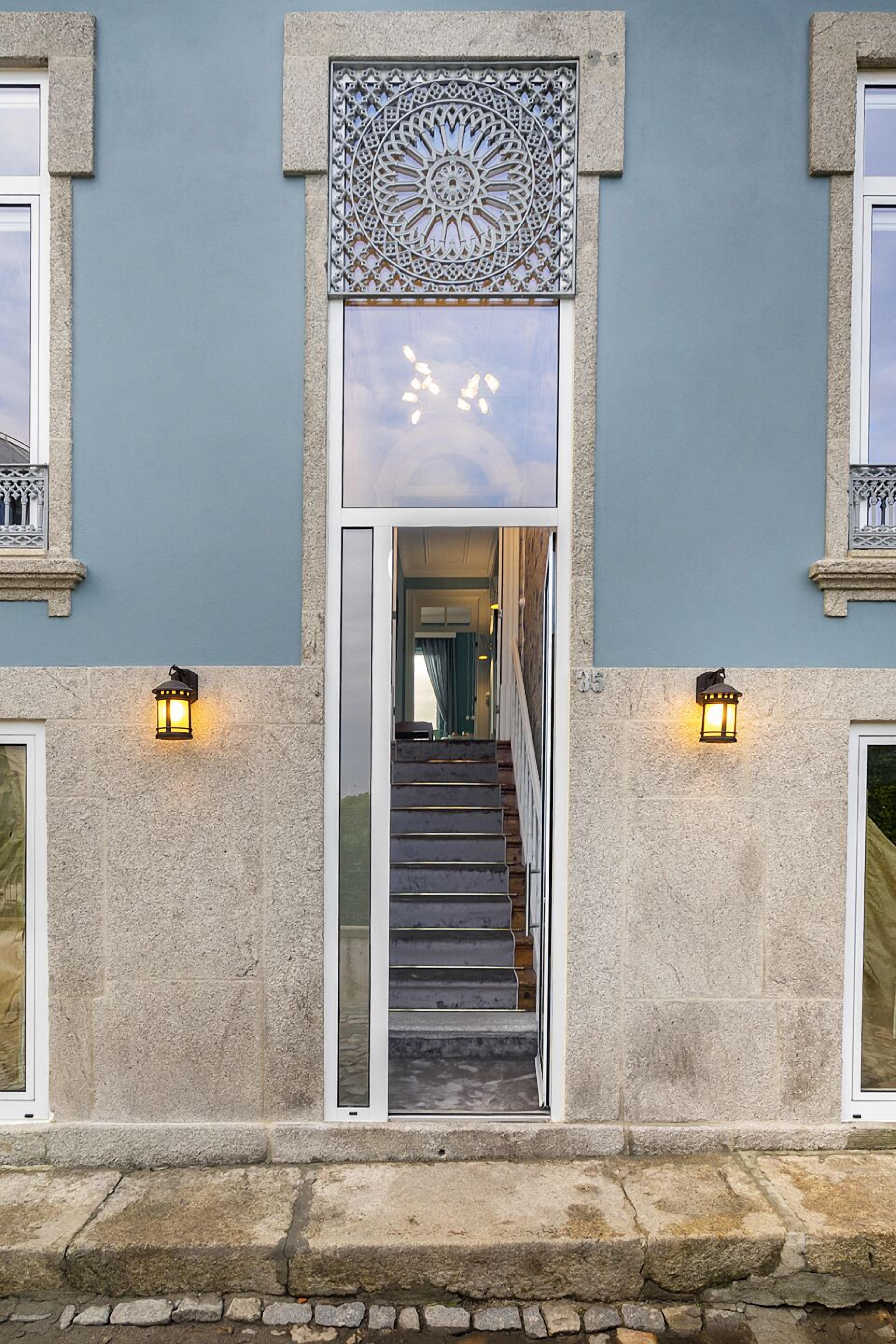 Bagian depan properti