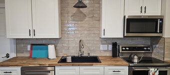 Walking Distance to the St. Croix River & Downtown