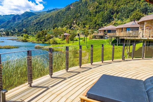 Vil·la prèmium, vistes al llac | Caixa forta a l'habitació i habitacions insonoritzades