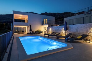 Udendørs pool