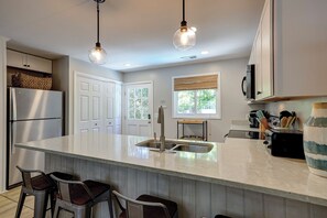 Fridge, microwave, oven, stovetop - 78 Dune Lane - 2nd Row Ocean Home in NFB with Backyard Entertainment! (Hilton Head Island)