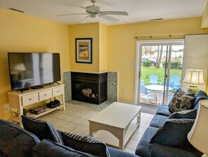 Smart TV - Cozy Coastal Value – 2BR Sea Pines Townhome Just a Block from the Beach! (Bethany Beach)