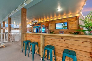 Bar (on property) - Exquisite Beach Retreat You Won't Want To Miss! Pet-Friendly (Port Aransas)
