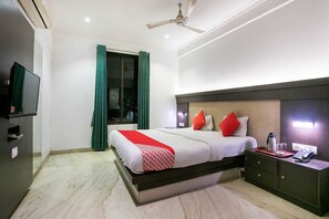 Classic Double or Twin Room - Collection O 74145 Hotel Prince Residenc (Thane)