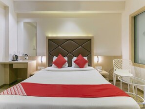 Classic Double or Twin Room | Free WiFi - Collection O 74145 Hotel Prince Residenc (Thane)