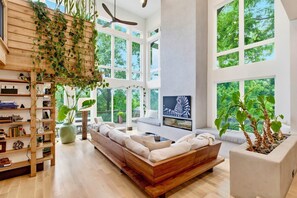 Smart TV, fireplace, table tennis, books