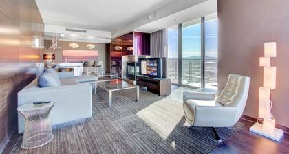 Panoramic Room on 36 floor