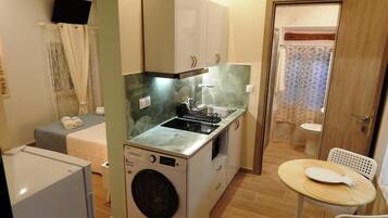 Studio | Private kitchenette