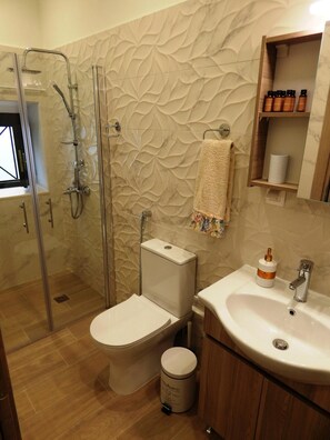 Studio | Bathroom - Sole Apartments - Near Corfu Port (Corfu)