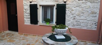 Sole Apartments - Near Corfu Port