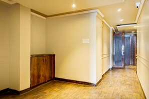 Lobby - Collection O Hotel Nanashree Grand (Pune)