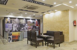 Restaurant - Super Collection O De Sivalika Boutique (Howrah)