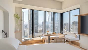 Suite, 1 King Bed, Corner (Tatami) | Premium bedding, down comforters, pillowtop beds, minibar