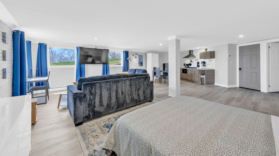 Cliffside Suite #3 - Seacliff Beach Suites