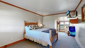 8 soverom, strykejern/-brett, wi-fi og sengetøy