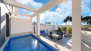 Villa | Pool | Indoor pool, outdoor pool