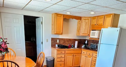 Auburn Inn Motel & Long Creek RV Park