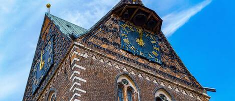 مكان جذب سياحي