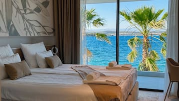 Premium Villa, 3 Bedrooms, Private Pool, Beachfront | Soundproofing, free WiFi, bed sheets