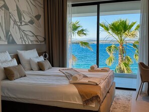 Villa Premium - 3 sovrum - privat pool - mot vattnet | Ljudisolering, gratis wi-fi och sängkläder