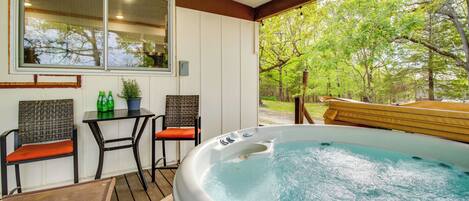 บ้านพัก (2 Bedrooms) | ด้านหน้าที่พัก