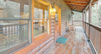 Pigeon Forge Vacation Rental w/ Private Hot Tub!