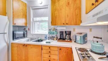 Apartment (0 Bedroom) | Interior