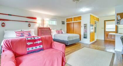 Woods Point Cottage w/ Deck Near Norfork Lake!