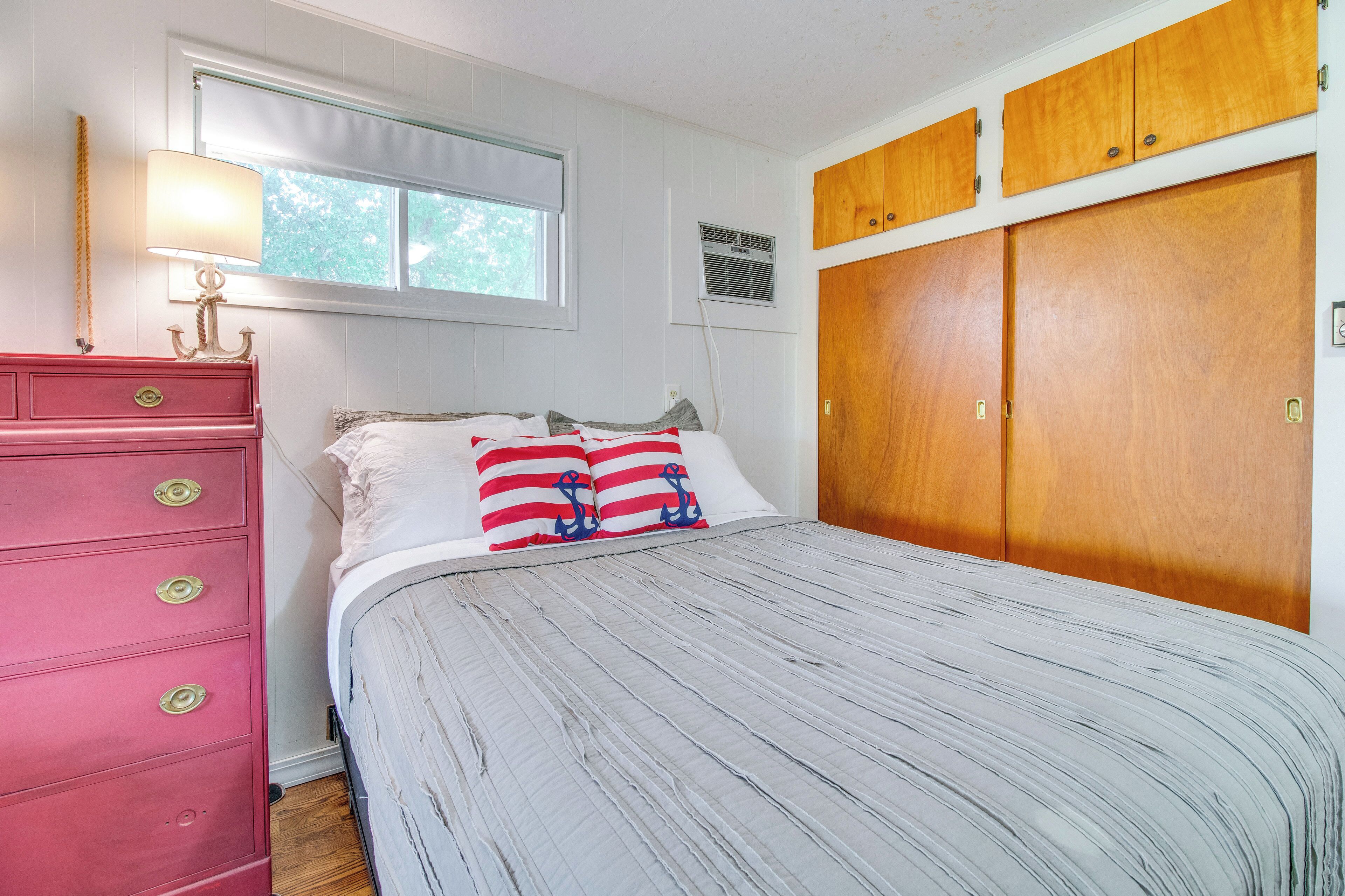 Apartment (0 Bedroom) | Interior