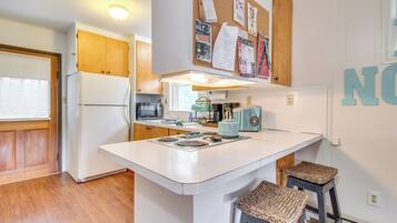 Apartment (0 Bedroom) | Interior