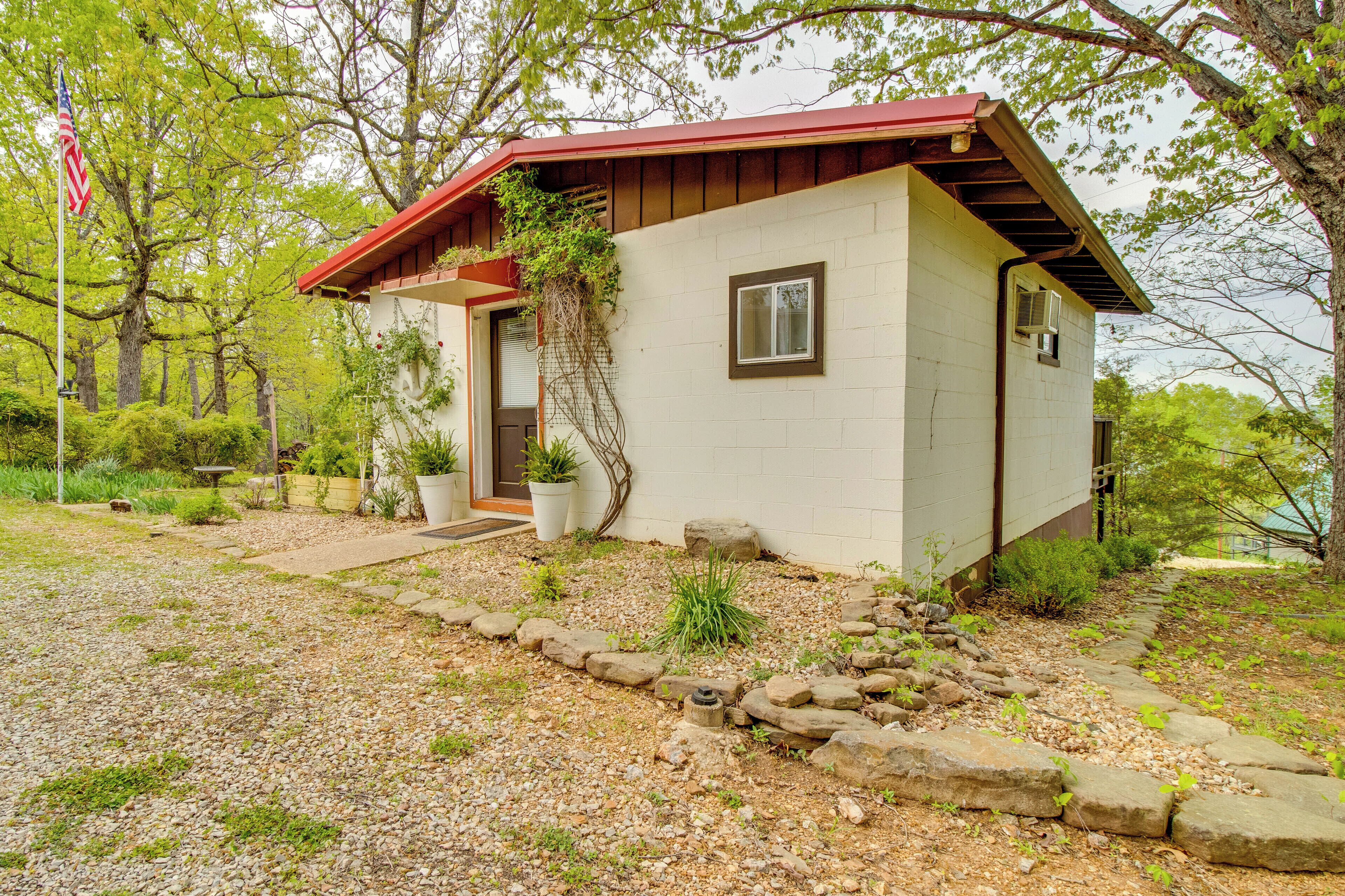 Apartment (0 Bedroom) | Interior