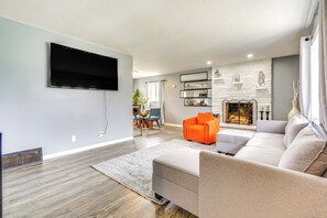 House (5 Bedrooms) | Interior