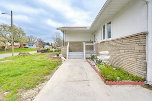 House (5 Bedrooms) | Interior