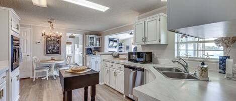 Nhà (3 Bedrooms) | Nội thất