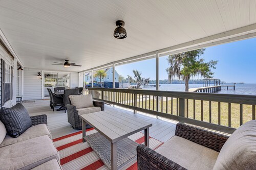 St Augustine Home w/ Dock & Lift on St Johns River