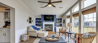 St Augustine Home w/ Dock & Lift on St Johns River