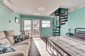 Apartment (0 Bedroom) | Interior