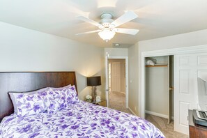 House (4 Bedrooms) | Interior - Lake Arrowhead Home: Mountain View, Walk to Water! (Lake Arrowhead)