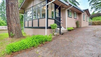 House (1 Bedroom) | Interior