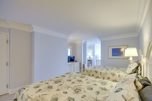 Apartment (0 Bedroom) | Interior - Beachfront Daytona Vacation Rental w/ Balcony (Daytona Beach)