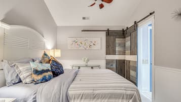 Apartment (1 Bedroom) | Interior